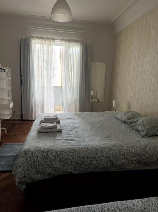 Habitacion Privada Para 3 Grande Con Balcon Lisboa Exterior foto
